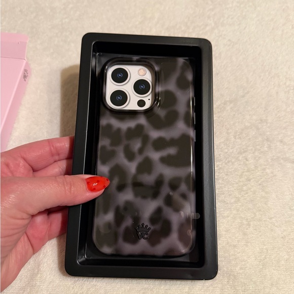 Limited edition velvet caviar case black leopard iPhone 16 Pro case brand new - Picture 3 of 4
